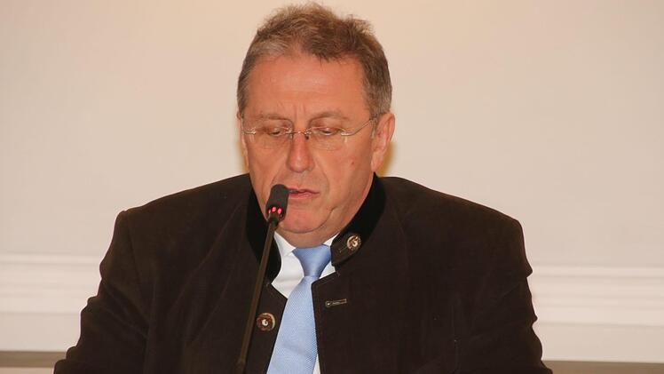 Henry Schramm bei der Pressekonferenz am 6. Februar im Kulmbacher Rathaus Foto: Archiv/Katrin Geyer