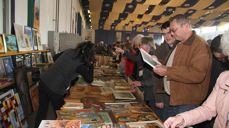 Lions-Flohmarkt Foto: Sonja Adam