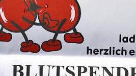 Mit Plakaten - wie hier im Vorraum eines Geldinstitutes- erfolgt die Werbung vor Ort.  Fotos: Ralf Kestel