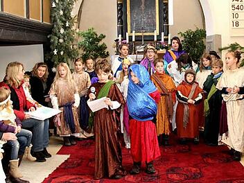 Josef und Maria suchen eine Bleibe. Fotos: Johanna Blum