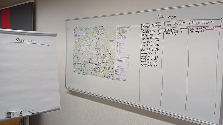 Landkreis Wunsiedel: Feuerwehr berichtet von zahlreichen Einsätzen - "Autos und keine Boote"