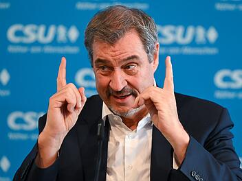 Erwin Huber wirft Markus S&ouml;der "fehlenden Mannschaftsgeist" vor