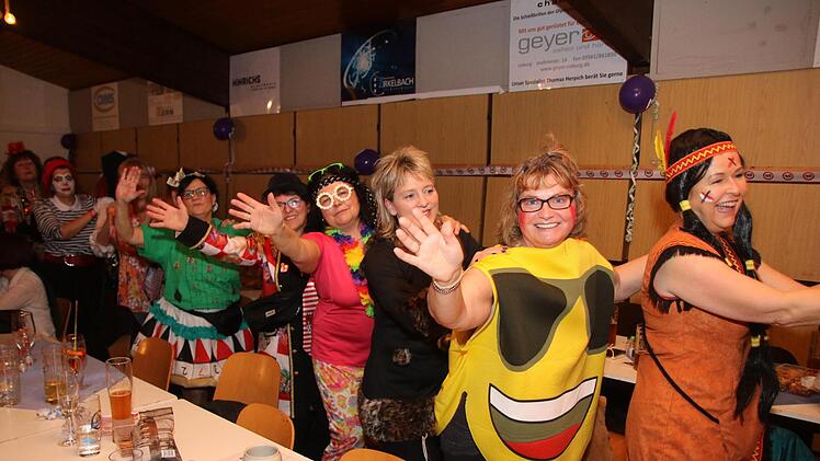 Weiberfasching des TV 48 Coburg Foto: Michael Stelzner