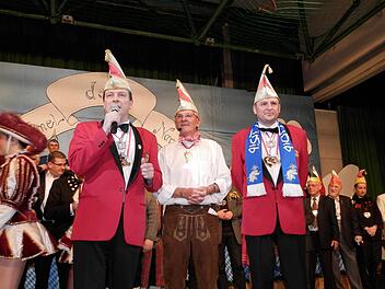 Marcus Wicher, Fred Freund und sein Sohn Stefan Freund führten durch den Faschingsabend. Fotos: Rainer Fritsch