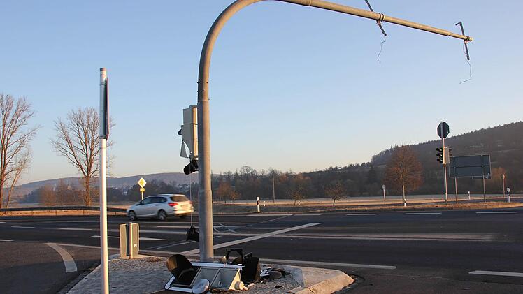 Da geht einem ein Licht auf: Diese Ampel hat nur noch Schrottwert.