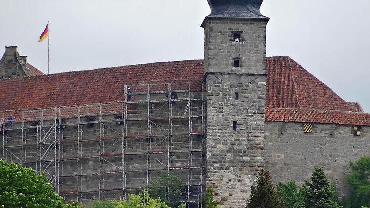 Blick zur eingerüsteten Veste CoburgFoto: Jochen Berger