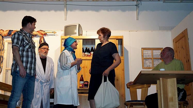 Hermann und seine geizige Frau Berta besuchen Opa Müllerschön.Richard Sänger