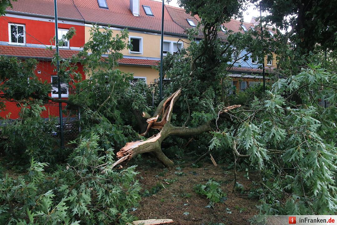 Massive Schäden nach Sturm in Bamberg