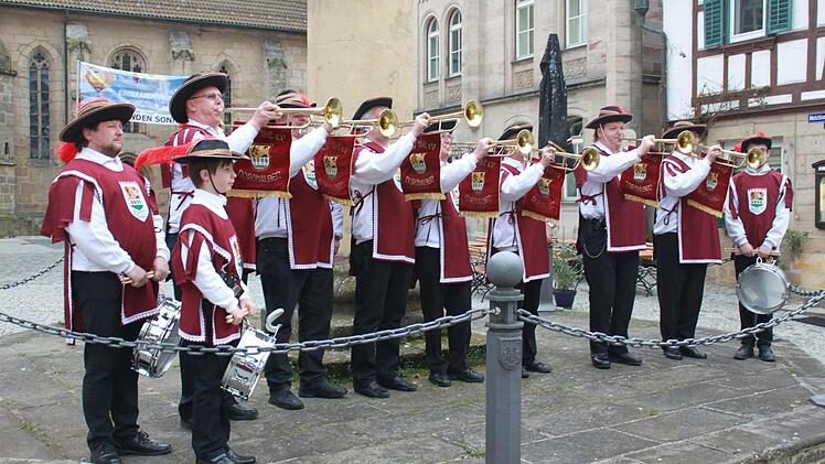 Der Fanfarenzug aus Nordhalben. Foto: Marco Meißner