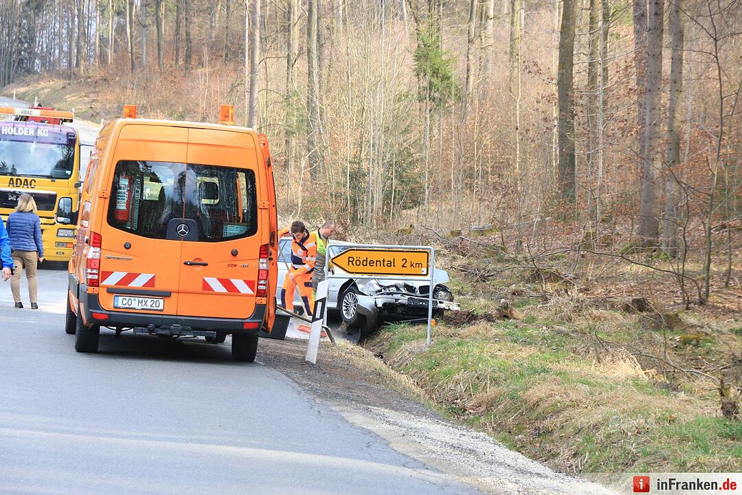 Unfall in Coburg mit drei Verletzten