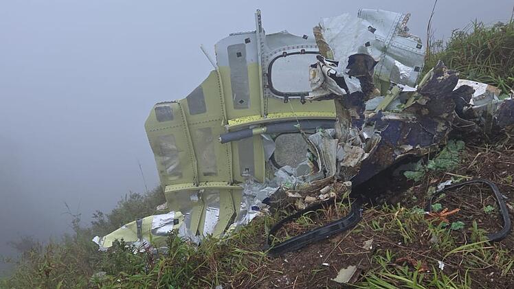 Flugzeugcrash in Indonesien