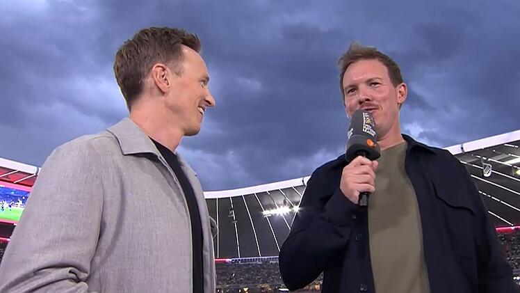 Zu viel Information: Julian Nagelsmann (r.) spricht über sein Hinterteil.