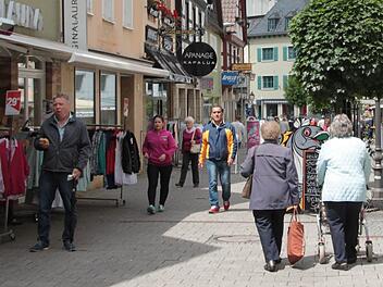 "Die Einkaufsstadt Kulmbach hat ihren besonderen Reiz", sagt Alexandra Hofmann, die neue Vorsitzende der Händlervereinigung "Unser Kulmbach". Fotos: Alexander Hartmann
