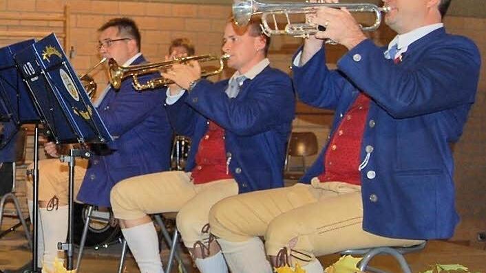 Dass die Trompetenspieler des Musikvereins Thulba-Reith ihr Handwerk verstehen, war unter anderem bei der "West Side Story" von Leonard  Bernstein zu hören.   Foto: Günther Straub