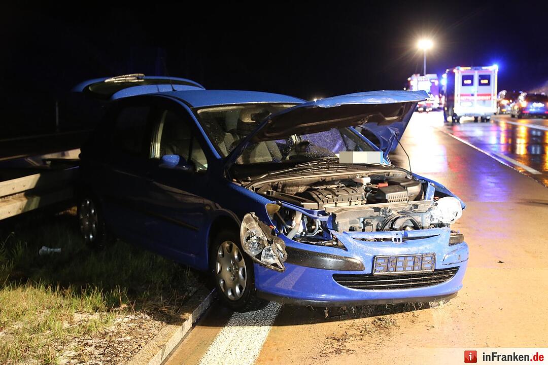 Lautertal: Ersthelferin wird auf A73 von Auto erfasst