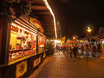 Lichtenfels: Stadt läutet Adventszeit ein - was die Besucher am Weihnachtsmarkt und Märchenwald erwartet