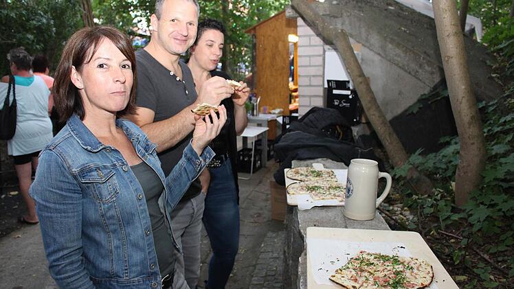 Der Flammkuchen schmeckte. Foto: Evi Seeger