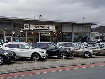 Das Kulmbacher Autohaus  hat einen neuen Besitzer: Aus BMW Herrnleben wird BMW Rhein. Foto: Alexander Hartmann