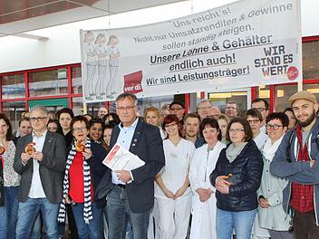 Auch die Beschäftigten des öffentlichen Dienstes am Klinikum Bamberg fordern sechs Prozent mehr Lohn. Foto: RiegerPress