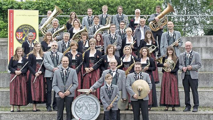 Das Blasorchester des Musikvereins Höfles-Vogtendorf Foto: Heike Schülein