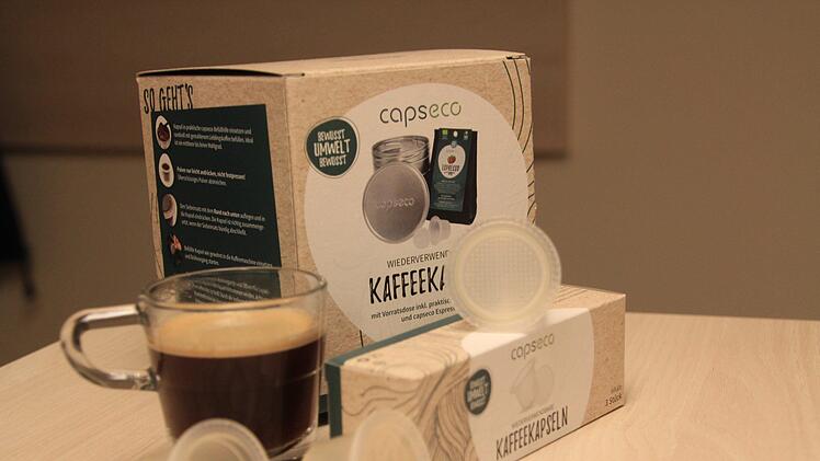 Kaffeekapseln zum Wiederbef&uuml;llen: J&uuml;rgen M&uuml;ller, der Erfinder, wollte die M&uuml;llmengen reduzieren und eine Alternative anbieten. Foto: Theresa Schiffl