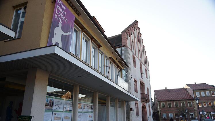 Die Pläne für das frühere Kaufhaus werden geändert.Foto: Arkadius Guzy