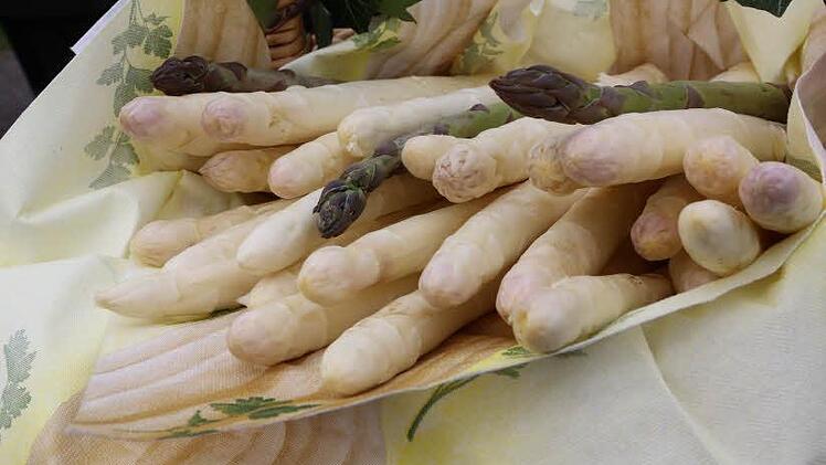 Lecker liegt er da, der Hirschaider Spargel