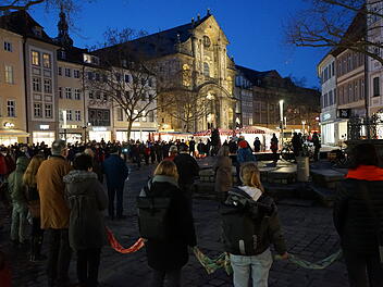 Menschenkette in Bamberger Innenstadt