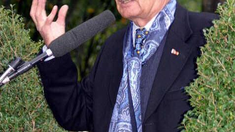 Wolfgang Protzner als leidenschaftlicher Redner am Tag der deutschen Einheit.