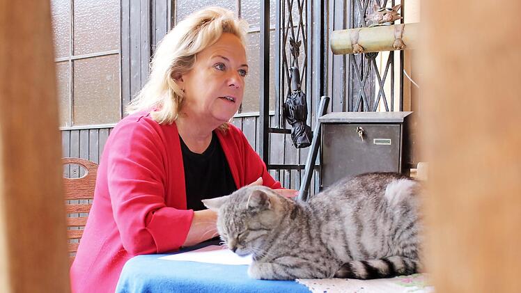 Alexandra Hiersemann ist die erste Politikerin, die das Tierheim in Oberndorf besucht hat. Foto: privat