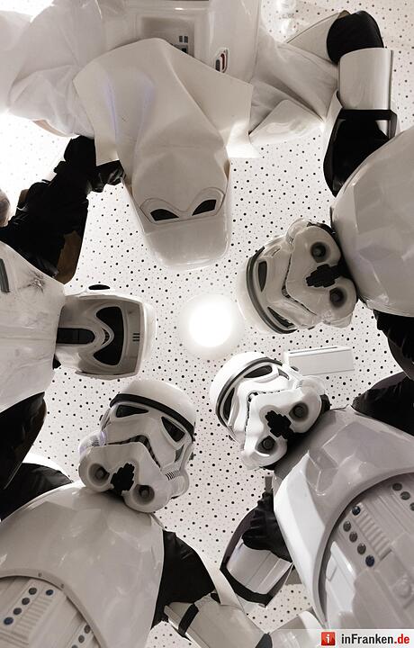 Star Wars Fans feiern Filmstart in Nürnberg