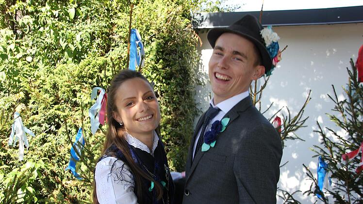 Umzug und Plantanz: Brauchtum wird in Kehlbach groß geschrieben. Wir zeigen Impressionen von der Trachtenkirchweih 2018. Foto: Veronika Schadeck