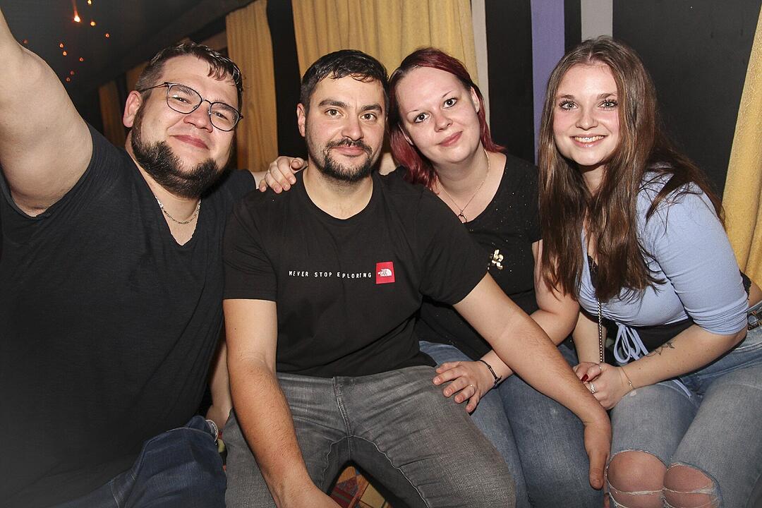 Klasse Party-Stimmung  am ersten Weihnachtsfeiertag