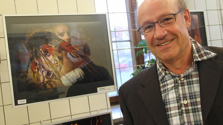 Mit seinem Bild unter dem Titel Flechtwerk belegte Hermann Nickel aus Würzburg den dritten Platz.