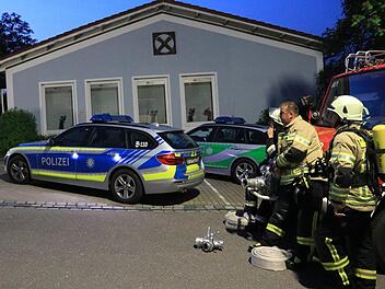 Die Feuerwehr stellte nach dem missglückten Sprengungsversuch Gas fest, dass zur Zündung hätte führen sollen. Archivfoto: NEWS5/Merzbach