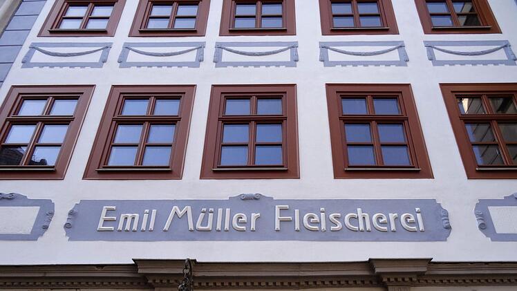 Wird gerade renoviert: das historische Haus am Kirchhof, in dem sich einst die Fleischerei Emil Müller befand.