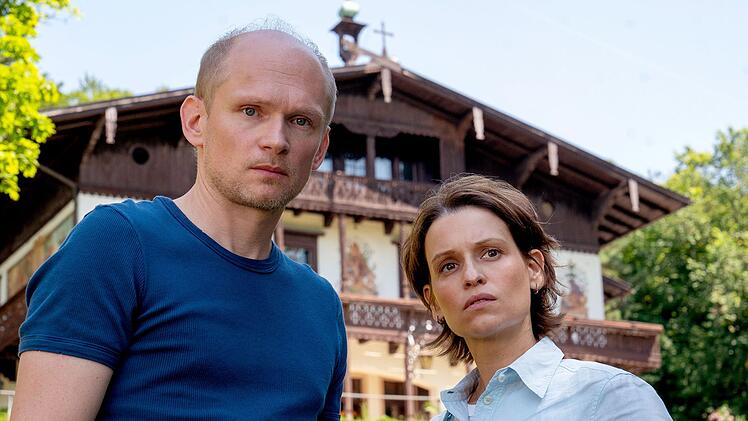 Das Ermittler-Duo Kawig-Schuster (Bernhard Conrad und Kristin Suckow) l&ouml;st seinen zweiten Fall. Der Th&uuml;ringen-Krimi um eine besondere Ermittlungsarbeit bietet ambitioniert gebaute F&auml;lle, akribische Ermittlungsarbeit und richtig gutes Schauspiel.