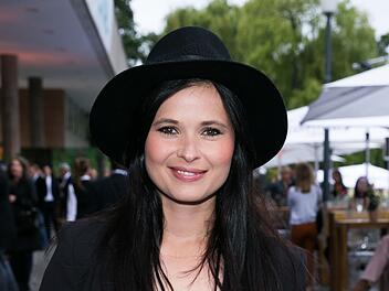 Anna Fischer Schauspielerin Anna Fischer war zu Gast in der ARD-Show "DAS! Rote Sofa".