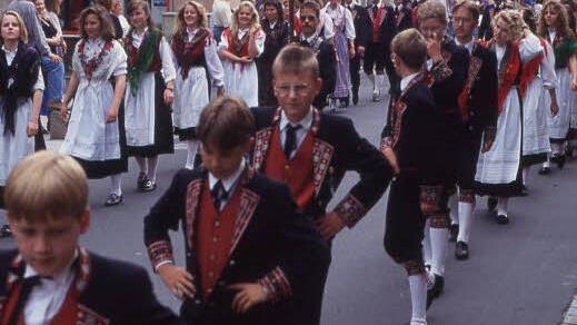 Hornusserfest in den 1990er Jahren in Münnerstadt. Foto: Archiv /Heike Beudert