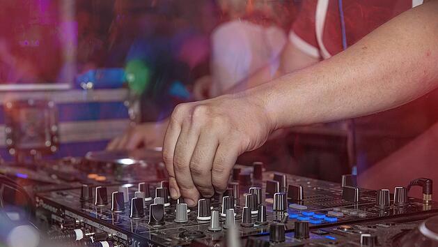 Disco, Club, DJ, Mischpult