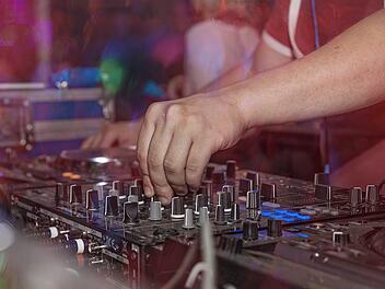 Disco, Club, DJ, Mischpult
