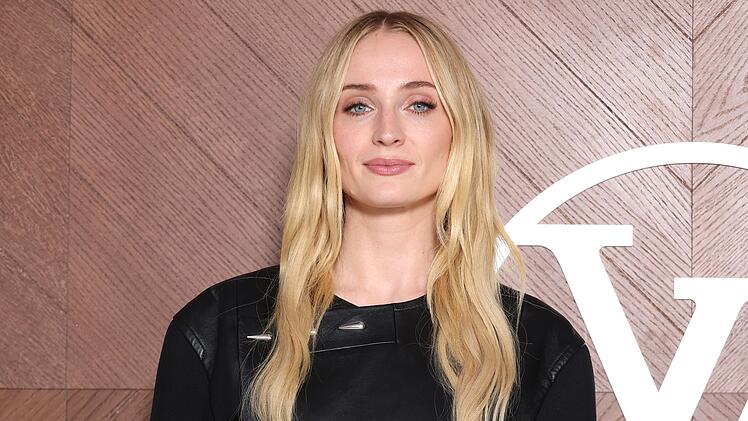 Sophie Turner wird in einer neuen Lara-Croft-Serie die Titelfigur spielen.