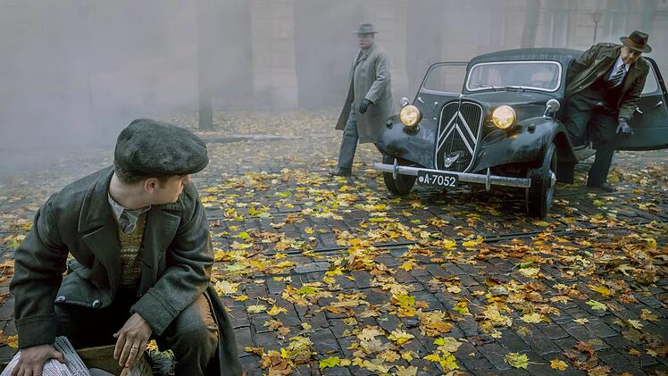 Finnland verb&uuml;ndet sich 1942 mit Nazi-Deutschland. Der Film "Nie allein" erz&auml;hlt in R&uuml;ckblenden von dieser Zeit im nordeurop&auml;ischen Land.