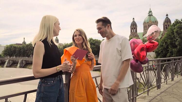 Das könnte was werden: Martha (links) und Matt haben Gefallen aneinander gefunden. Lola Weippert freut's.