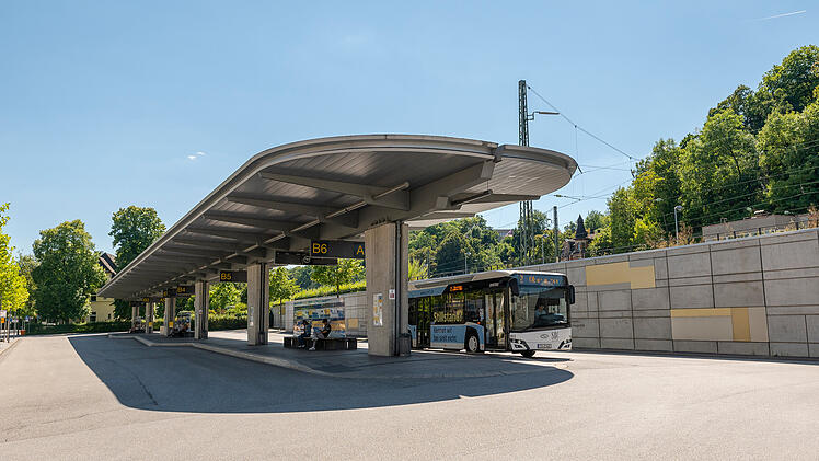 Coburg hat "Bahnhof des Jahres 2022": Neugestaltung beeindruckt Jury - "richtiges Schmuckstück"