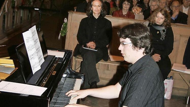 Lorenz Trottmann (21) präsentierte zwei Urauführungen. Foto: Sonja Adam