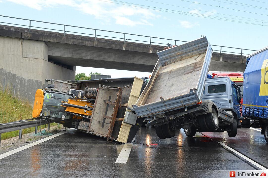 LKW_Unfall_A70_Hallstadt (20)