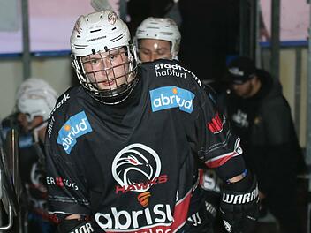 Trotz bester Chancen erzielten die Haßfurter Hawks um den enttäuschten Michael Stach beim Auswärtsspiel beim VfE Ulm/Neu-Ulm keinen einzigen Treffer.  Foto: Ralf Naumann