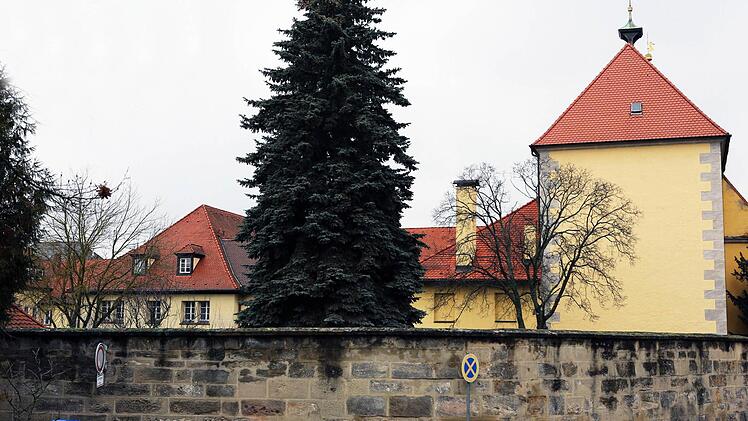 Die Rückansicht der Klosteranlage St. Anton, wo die neue Wohnanlage entstehen soll Foto: Barbara Herbst