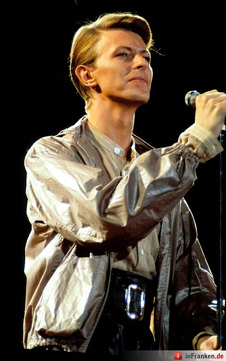 David Bowie 1978 bei einem Konzert. Foto: epd